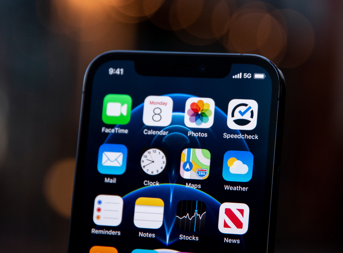 峨山苹果手机维修分享为什么 iPhone 12 在冬季会自动关机 
